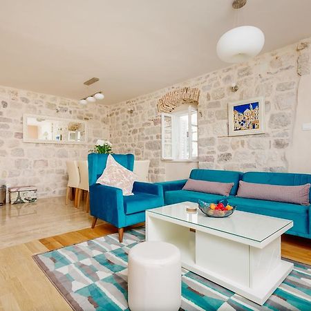 Old Town Museum Square Apartment Kotor Luaran gambar