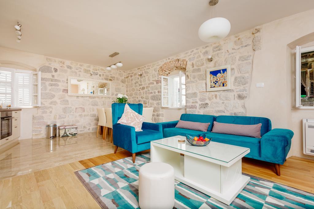 Old Town Museum Square Apartment Kotor Luaran gambar