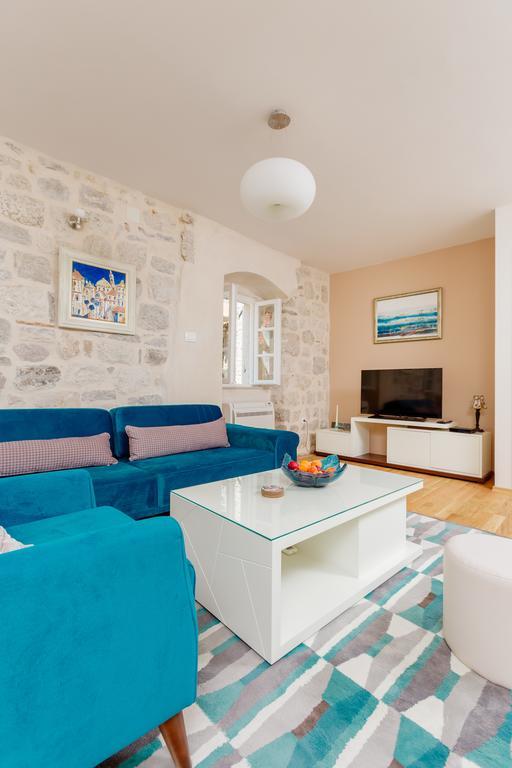 Old Town Museum Square Apartment Kotor Luaran gambar
