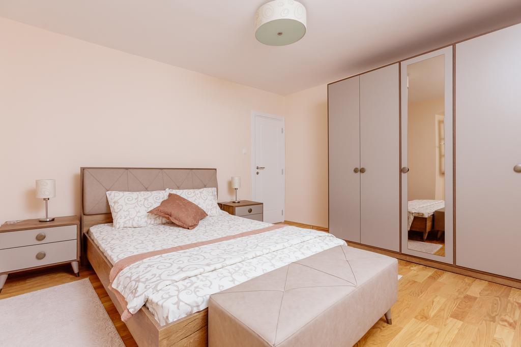Old Town Museum Square Apartment Kotor Luaran gambar